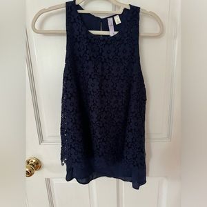 francesca’s blue floral lace top size small